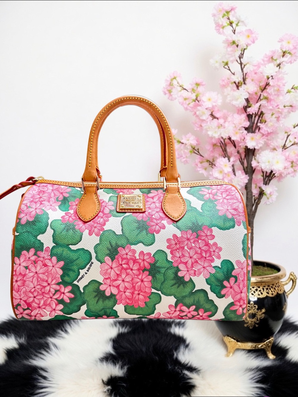 DOONEY & BOURKE HYDRANGEA COLLECTION SATCHEL